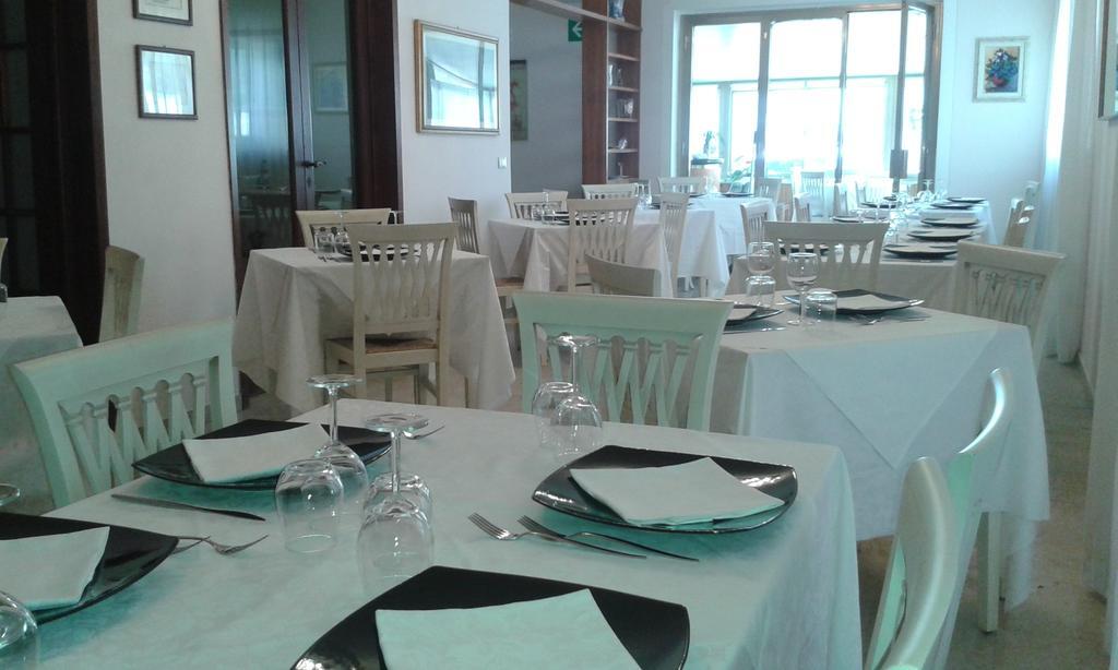 Hotel Ristorante La Terrazza Lido di Camaiore Exterior photo