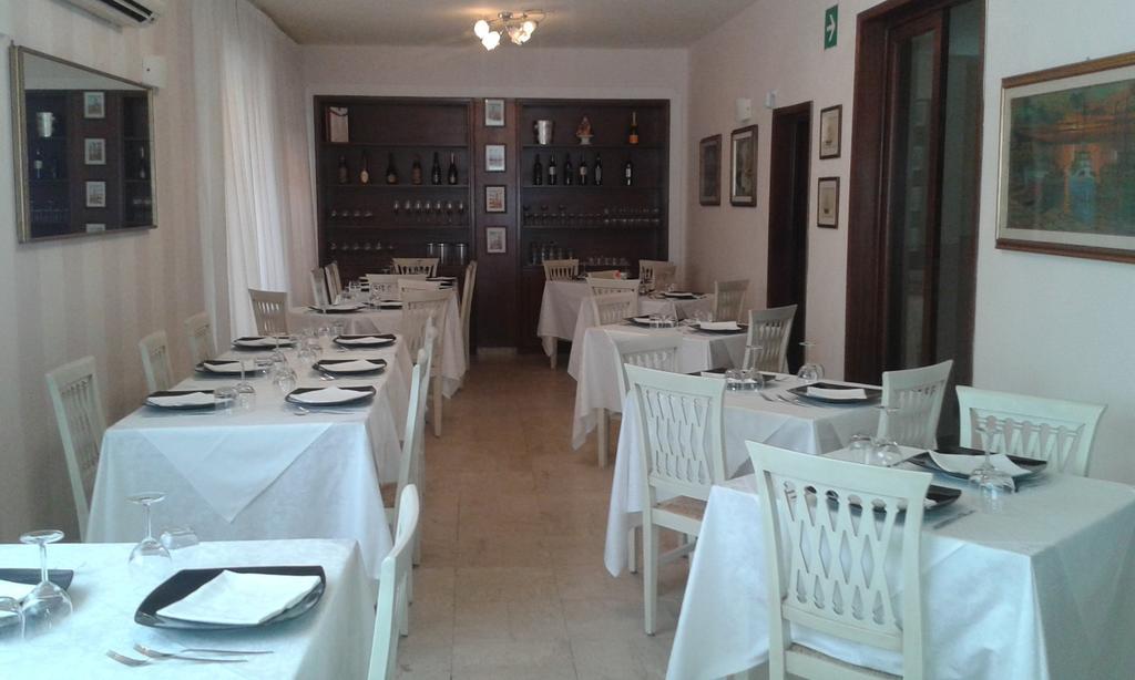 Hotel Ristorante La Terrazza Lido di Camaiore Exterior photo