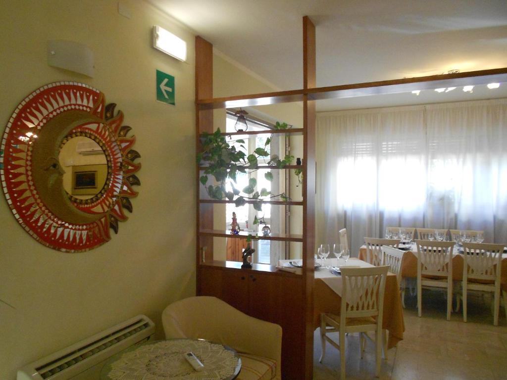 Hotel Ristorante La Terrazza Lido di Camaiore Exterior photo