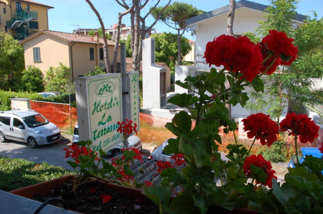 Hotel Ristorante La Terrazza Lido di Camaiore Exterior photo